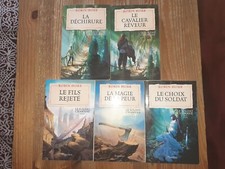 LIVRE  ROBIN HOBB  5 VOLUMES  LE SOLDAT CHAMANE EO TTBE   ED PYGMALION 