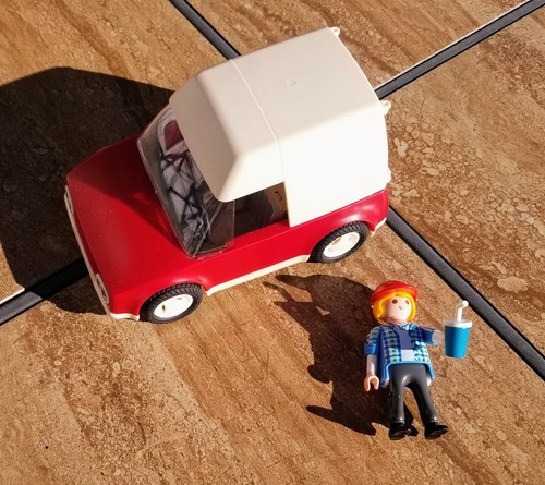 Playmobil food delivery - playmobil,