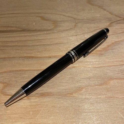Stylo bille montblanc - à,