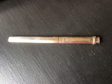 Beau stylo plume - plume, must