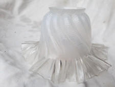 ANCIENNE TULIPE DE LAMPE EN