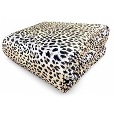 COUVRE-LIT MATELASSÉ LÉOPARD TACHETÉ