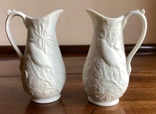 Lot 2 petits Pichets Portmeirion Parian Porcelaine Anglaise Marque dessous