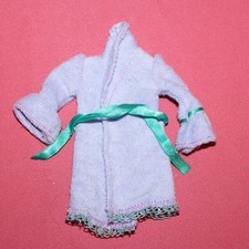 Robe de chambre mauve / vêtement pour poupée Barbie Mattel vintage