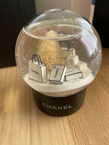 Dôme boule neige chanel - dôme,