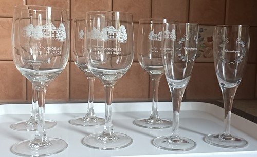 Verres vin 2 flûtes à - vin, +