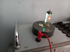 Lorenz EM84 (Oeil magique)