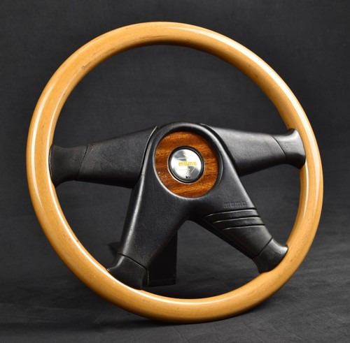 Volant origine momo - momo, 380