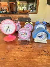 Ancien Réveil HS Lot Quartz Titi,  Buts Bunny, Diddl, Schtroumpfs. Dessin Animé