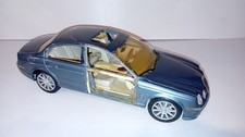 Jaguar S Type - Maisto 1/18 - Pour pièces ou rénovation Sans boite