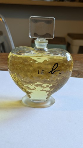 Agnès eau de - le, b.