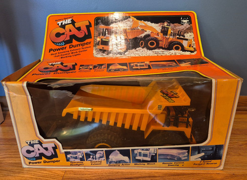 Vintage 1980s cat caterpillar - cat,