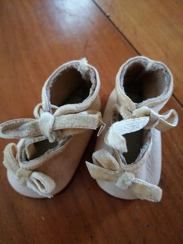 Chaussures poupées anciennes - chaussures,