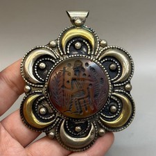 Beau pendentif ancien roi