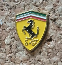 Pin's Ferrari Cheval Automobile Voiture Logo Emblème Vintage Pins Pin Blason