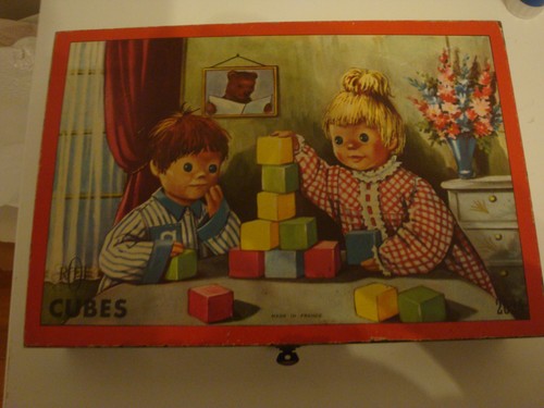 Ancienne boite cubes en - boite,