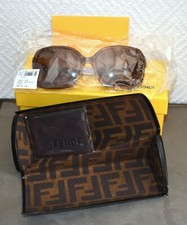 Lunettes de soleil FENDI neuves