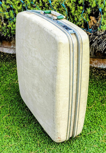 Fair vintage white - fair,