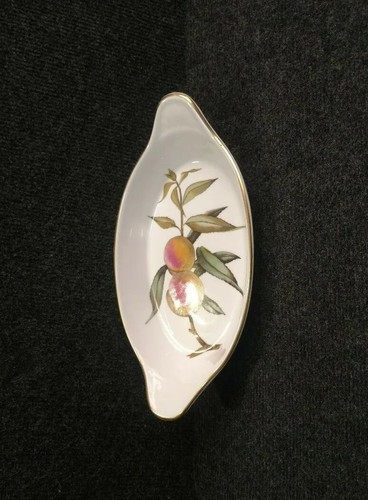 Petit plat ravier royal - plat,