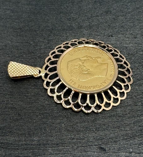 Pendentif avec pièce de - pendentif,