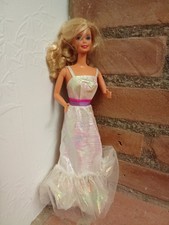 POUPEE BARBIE VINTAGE  4598-BARBIE CRYSTAL-1983-AVEC SA ROBE D'ORIGINE