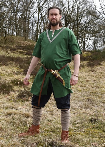 Battle merchant tunique - battle-merchant,