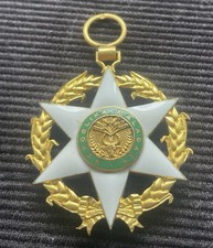 Superbe Médaille du Mérite