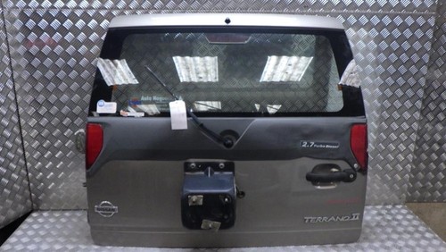 Malle hayon arriere nissan - malle/hayon,