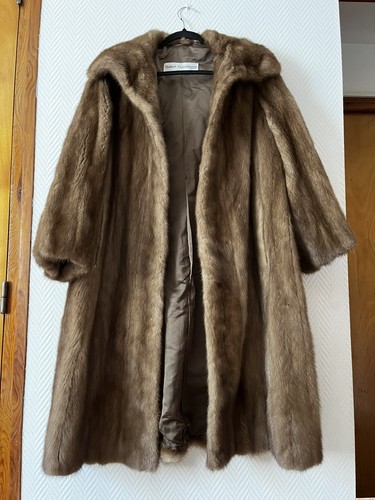 Manteau long véritable vison