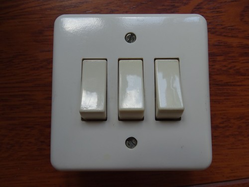 Legrand neptune ancien - ancien, triple