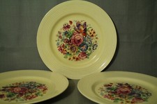 lot 3 Crown Ducal England 10"