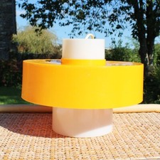 Lustre jaune et blanc en