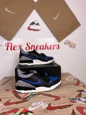 Baskets basses Nike Air Jordan