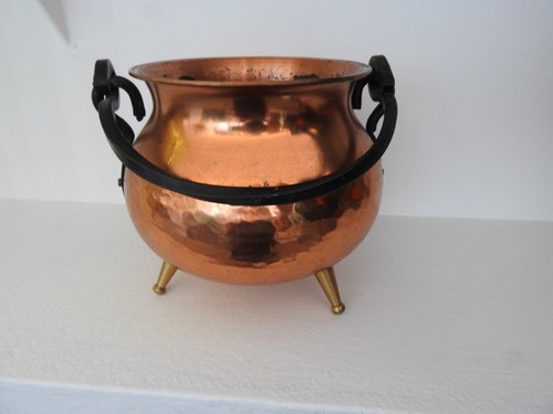Cache pot cuivre chaudron - cache,