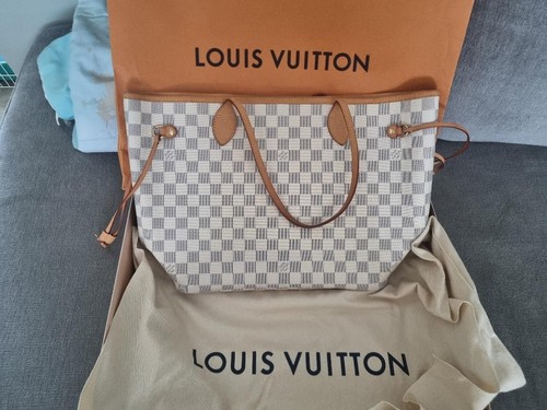 Louis vuitton tote - vuitton, lv