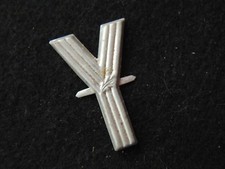 Ancienne Lettre Y Aluminium lettrage industrie imprimerie initial métal pochoir