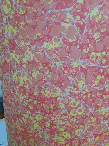 Papier marbré cuve de - la,