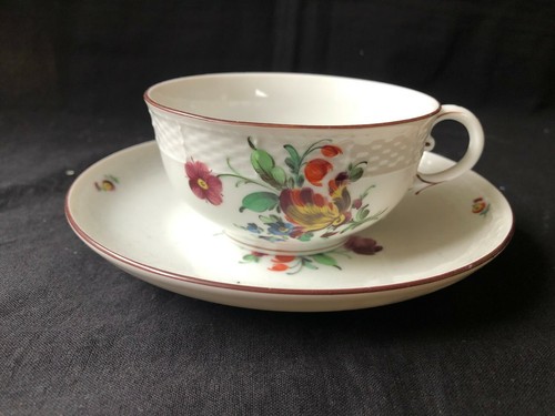 Tasse soucoupe en - soucoupe,