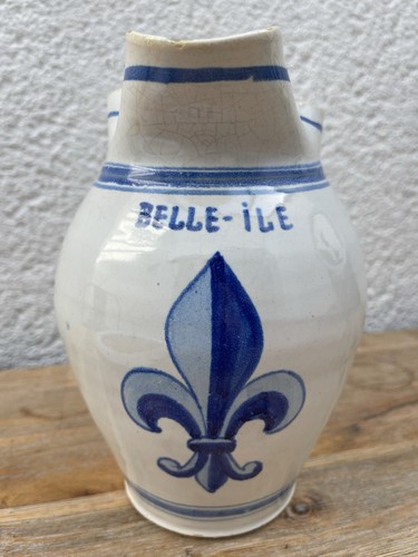 Ancien pichet breton - breton, en
