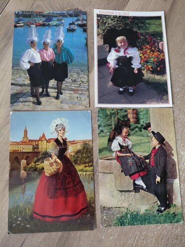 Lot cartes postales - postales, costumes