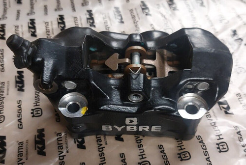 étrier radial origine