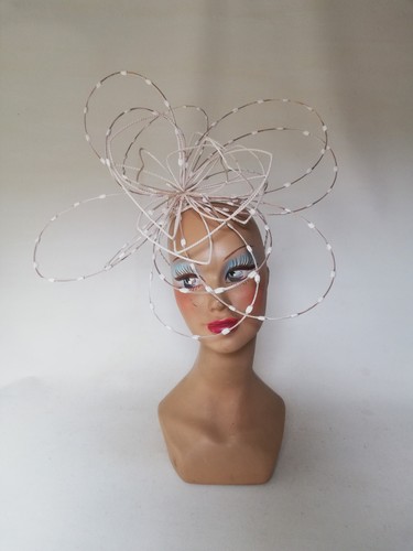 Grand chapeau blanc mariée - chapeau,