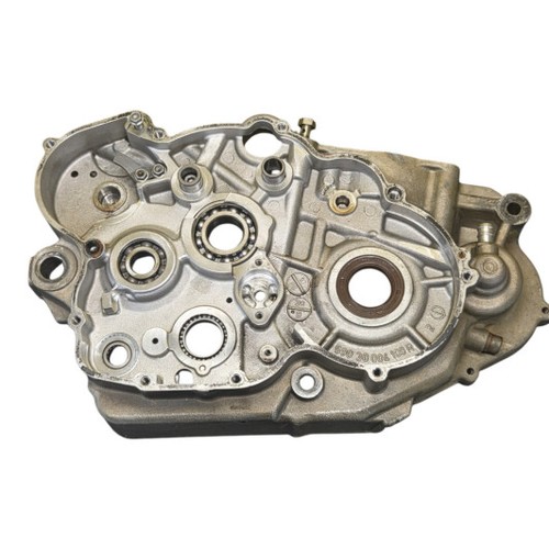 Carter moteur droit - carter,