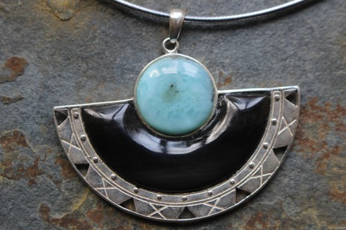 Collier chaine pendentif - et,