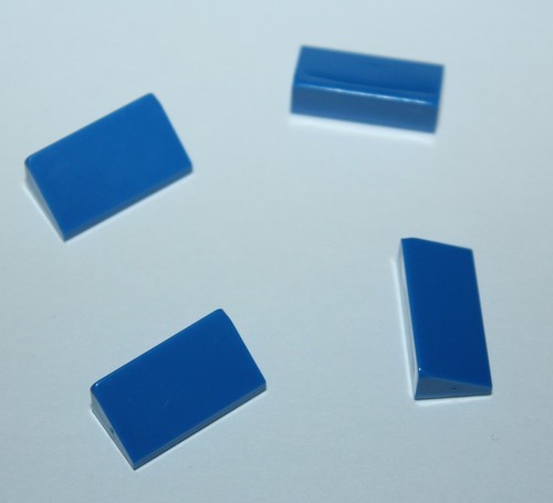 Lego blue slope 1x2x - 30, 2/3