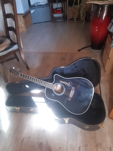 Vends guitarre - vends,