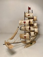 vintage maquette de Bateau en corne de vache 