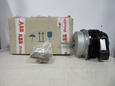 Servomoteur ABB Robotics AC PS 130/6-30-P-4852 avec 2326885-25