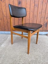 Chaise de salle à manger