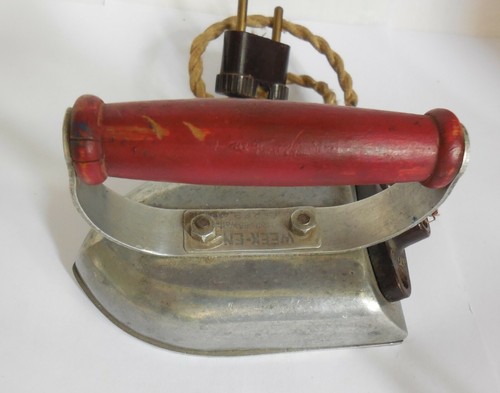 Ancien petit fer repasser - ancien,